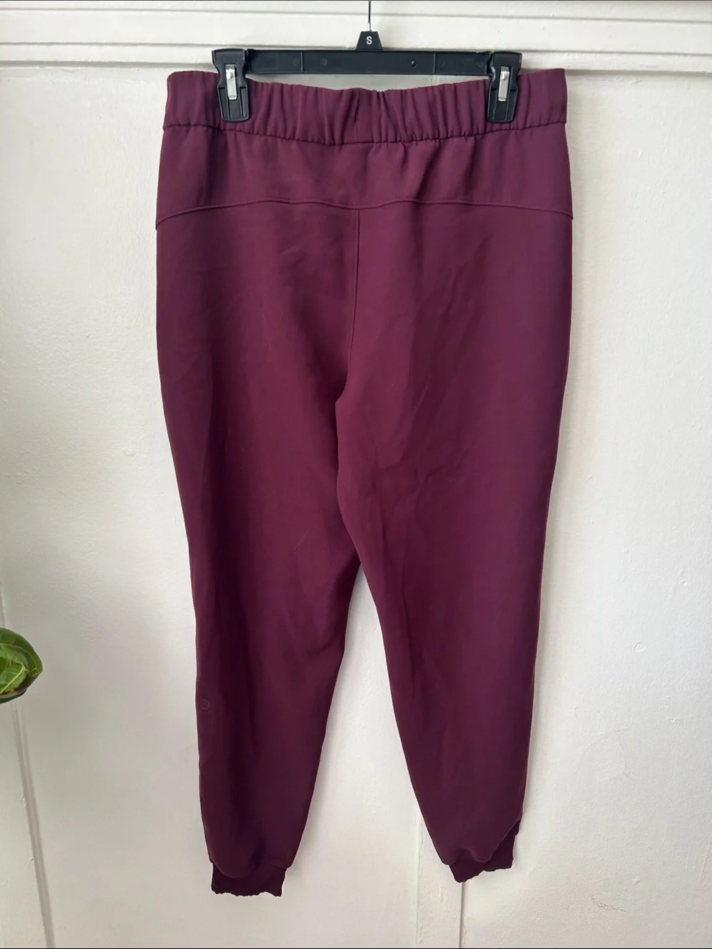 Lululemon On The Fly Jogger Women's Drawstring Pants Dark Adobe Maroon Size 8